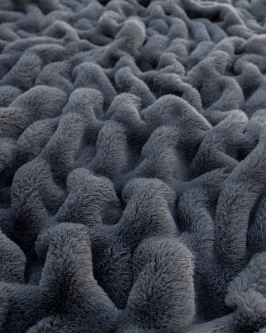 Graphite Cloud Throw - Keiki Co.