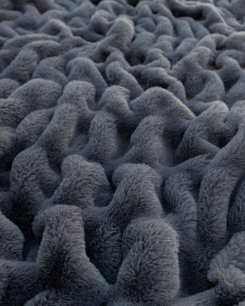 Graphite Cloud Throw Plush Soft Blanket | KeikiCo – Keiki Co.