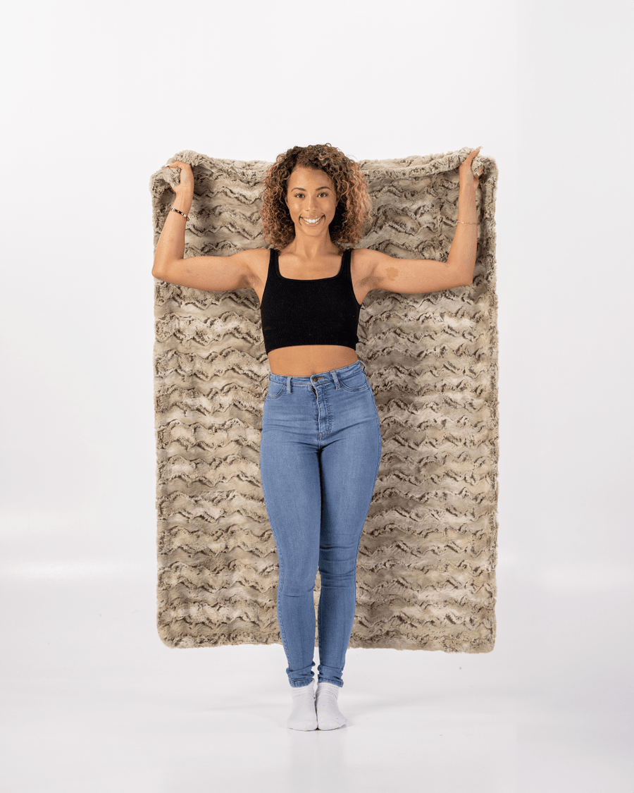 Sandshell Throw - Keiki Co.