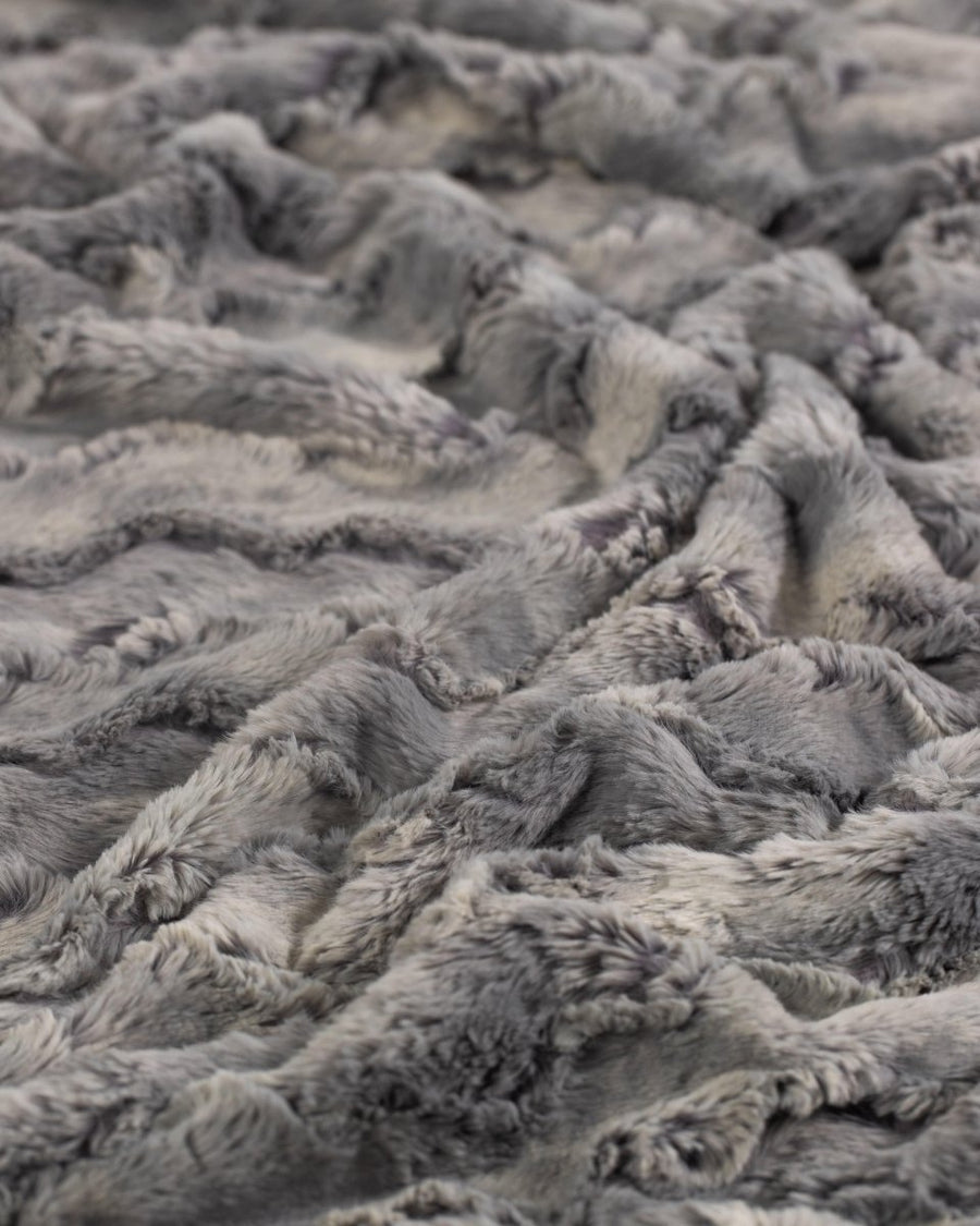 Silver Lining Throw - Keiki Co.