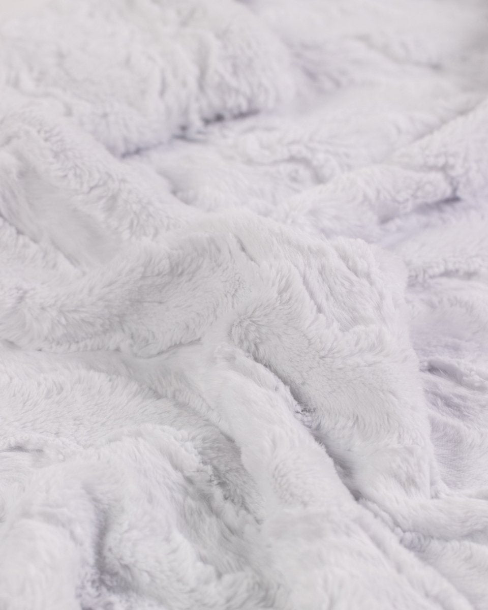 White Bella Throw soft faux fur blanket high quality material up close