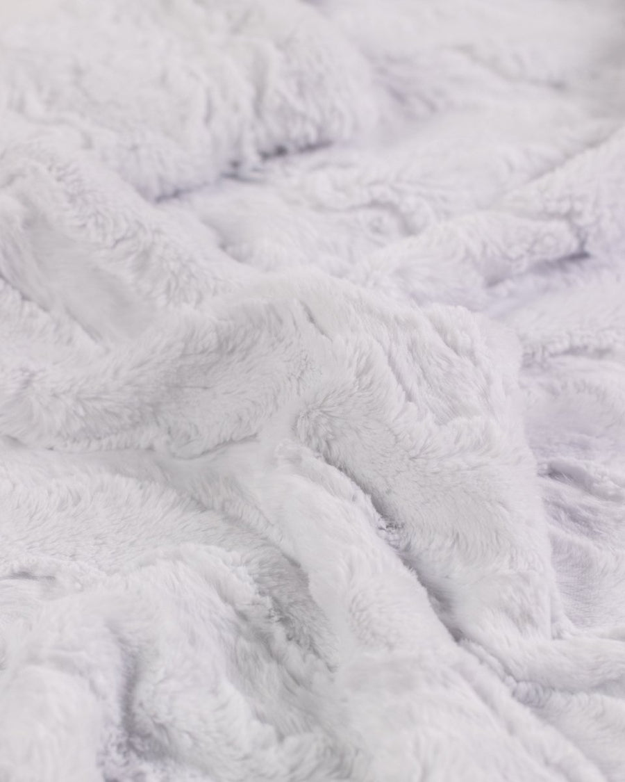 White Bella Throw - Keiki Co.