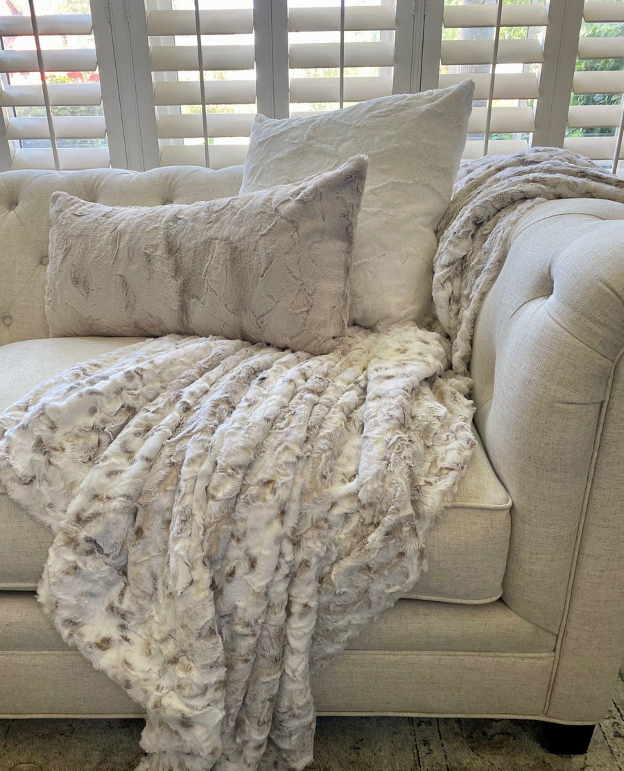 Snowy Owl Throw