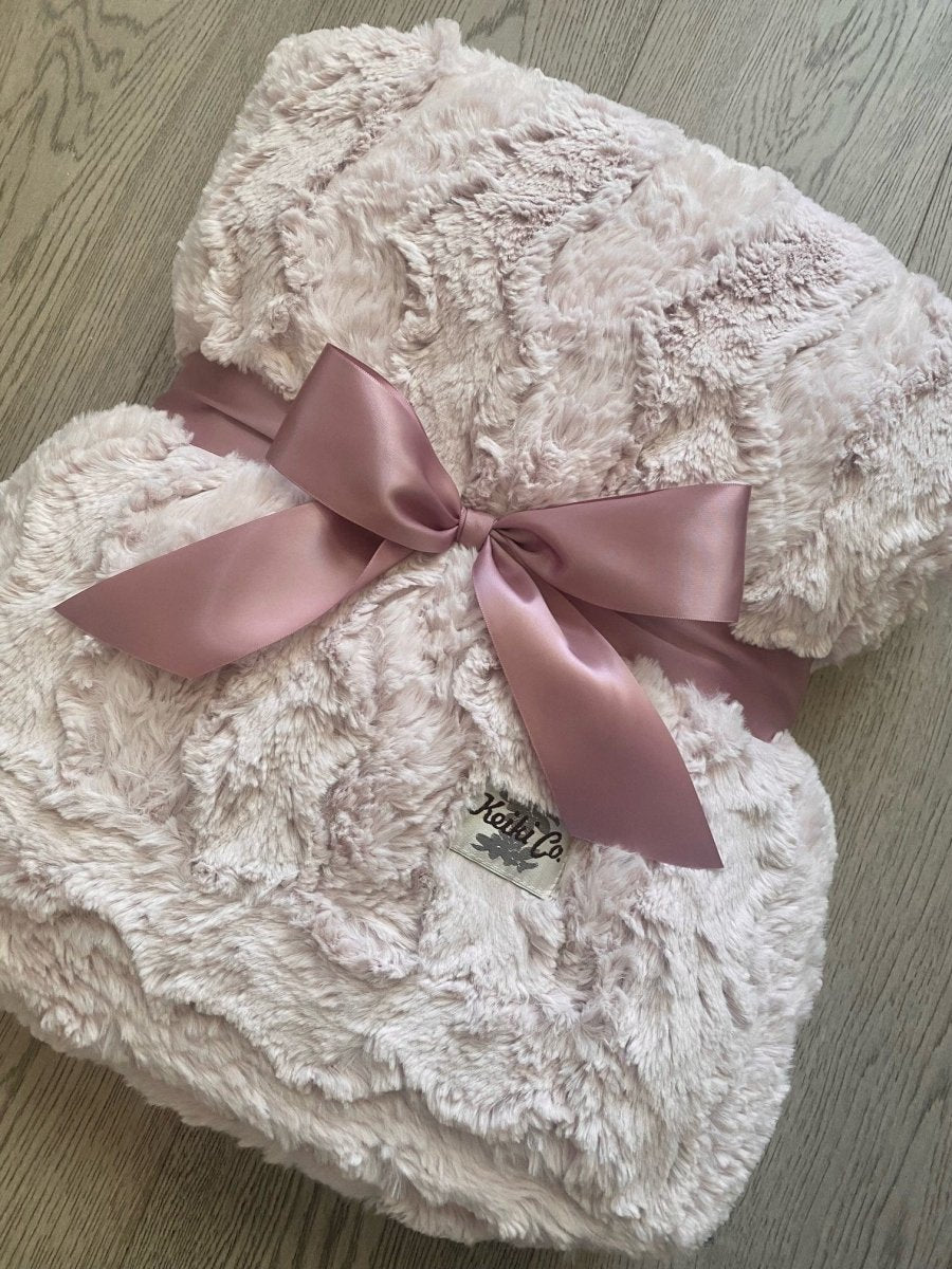 Blush Bella Throw - Keiki Co.