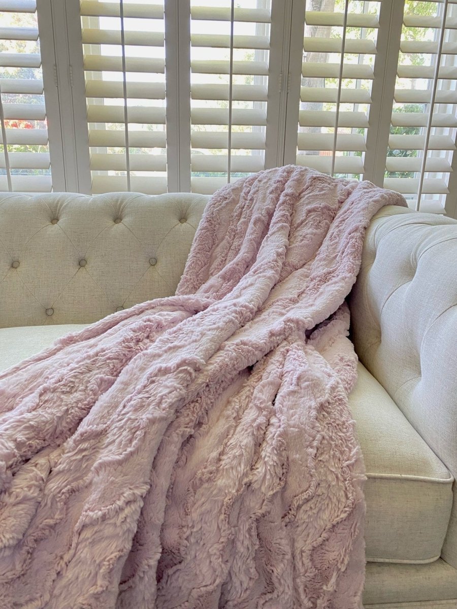 Blush Bella Throw - Keiki Co.