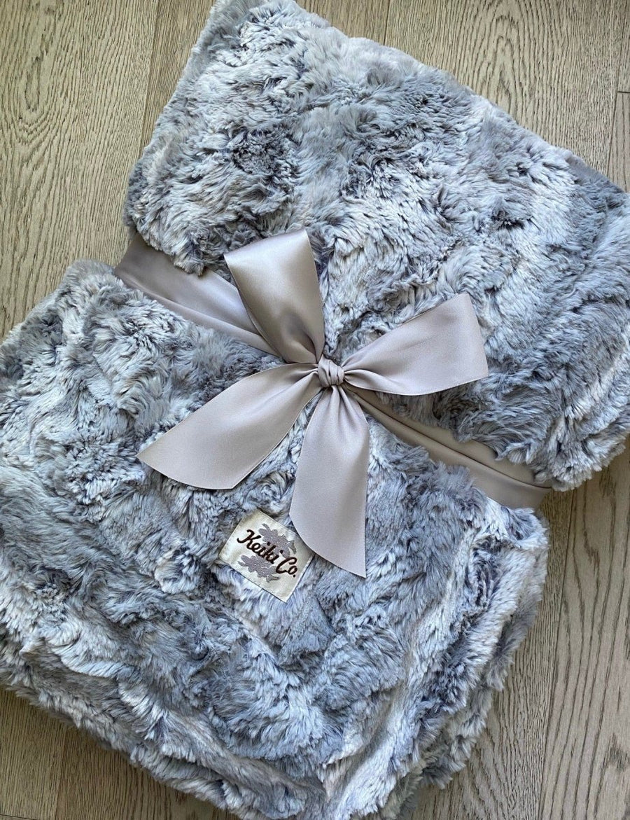 Silver Lining Throw - Keiki Co.